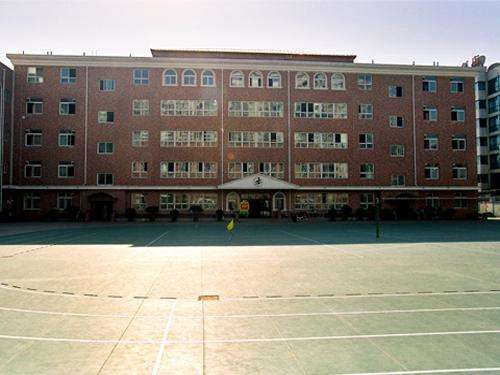 北京市西城区育民小学